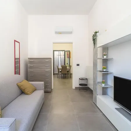 Erre House *